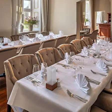 Schloss Rattey - Haus Weinwerk