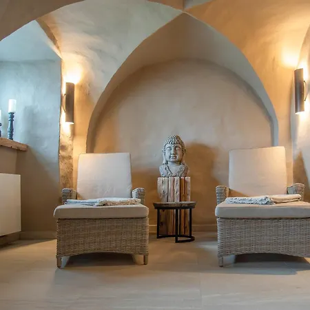 Schloss Rattey - Haus Weinwerk 酒店 *