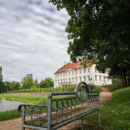 酒店 Schloss Rattey - Haus Weinwerk *