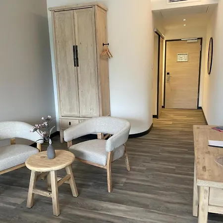 Hotel Schloss Rattey - Haus Weinwerk Schonbeck (Mecklenburg-Vorpommern)